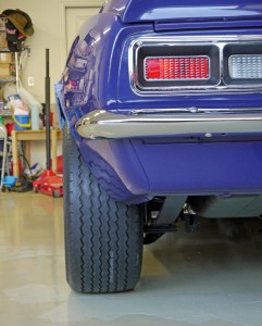 Avon CR6ZZ tire on Jason Rhoades 1967 Z28 Camaro clone