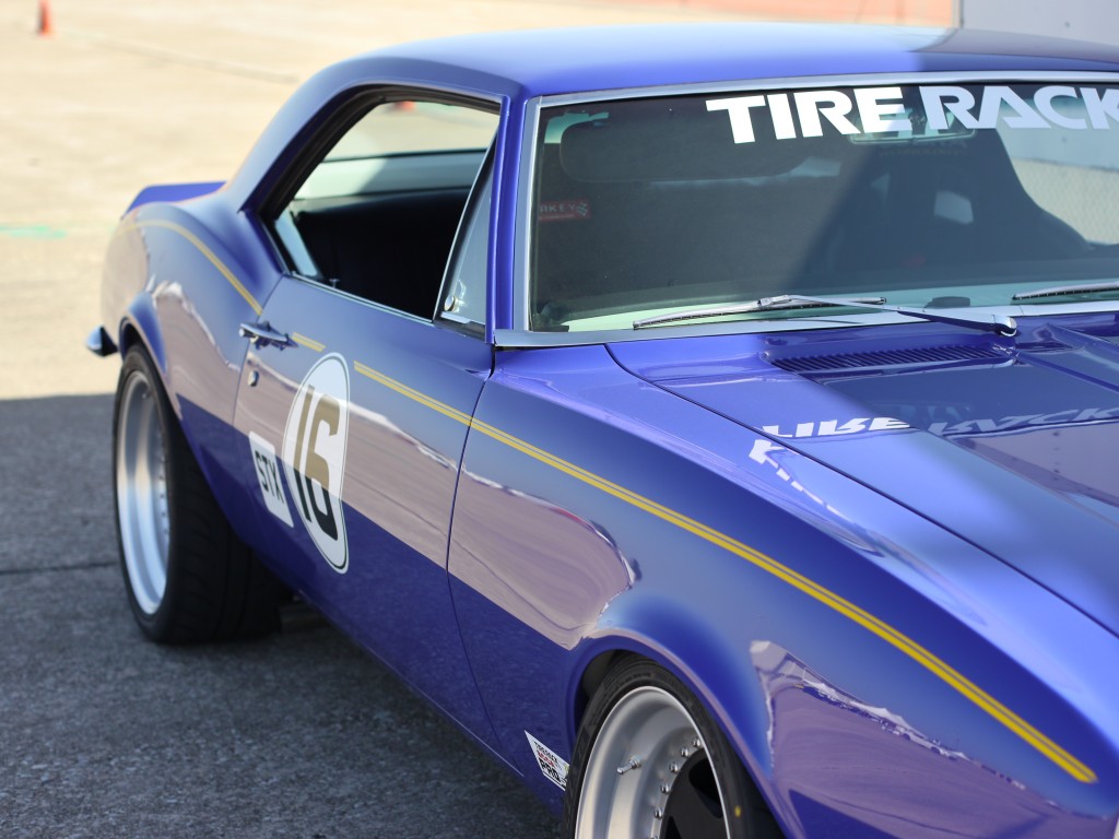 Pinstripe and wheel frontspace on Jason Rhoades Camaro